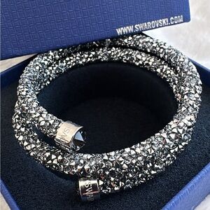 New Swarovski Crystal wrist wrap around elegant bangle